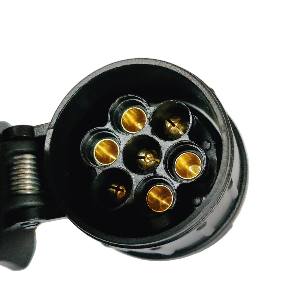 13 Pin to 7 Pin Plug Socket Adaptor
