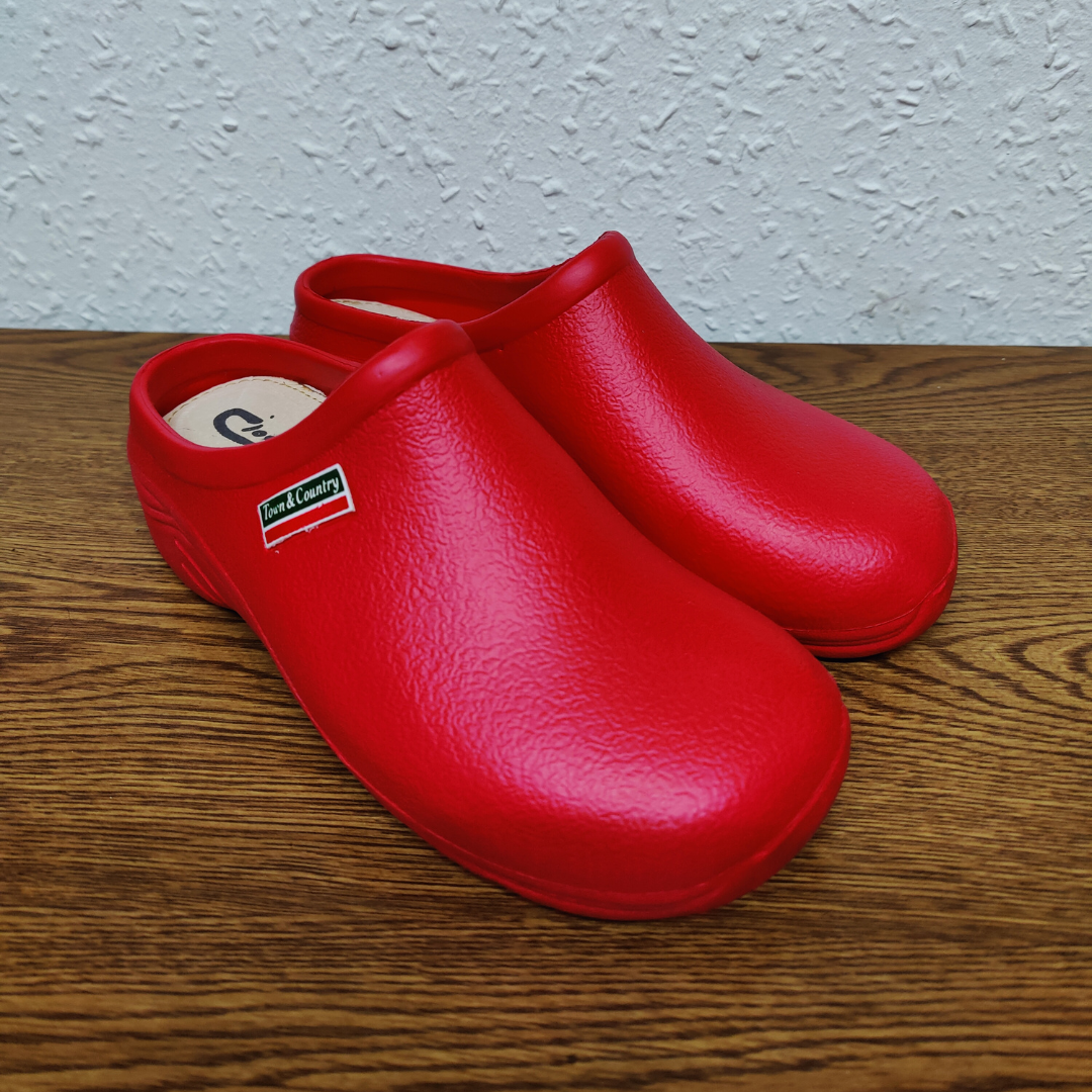 Town & Country Cloggies